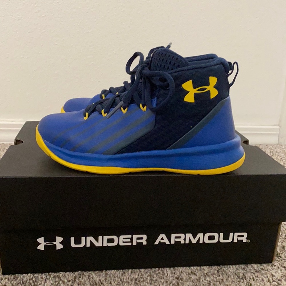 Boys Under Armour BPS Lockdown 3 shoes size 13.5